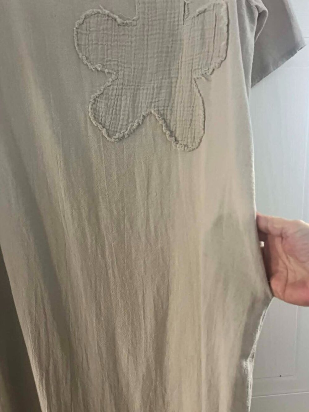 Beige Linen Midi Dress with Pretty Floral Design on Front (E12) - Picture 3 of 4